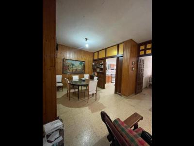 Casas Venta DUEO VENDE CASA BARRIO CENTRO
